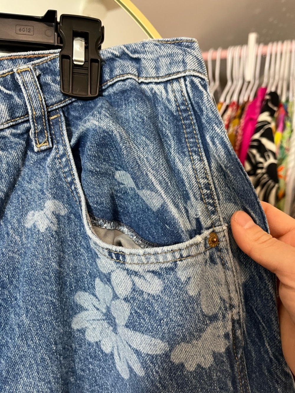 Good Luck Floral Print Barrel Jeans
Free People - Picture 7 of 11